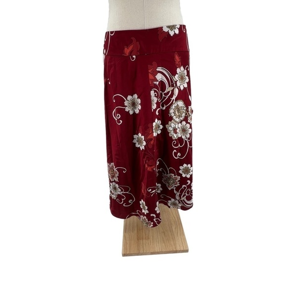 Ann Taylor Red Floral Lined Side Pleat Above The Knee Skirt Size 2 Women's - Picture 9 of 11